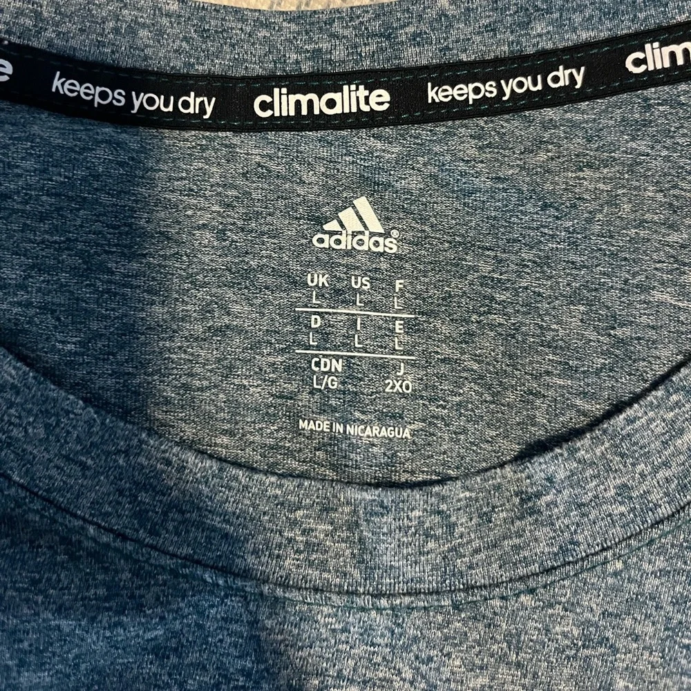 Adidas MENS T- Shirt Size L‎ Climalite Keeps You Dry Heather Green EUC